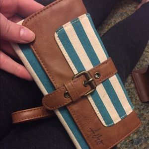 ⭐3 for $10 Aeropostale striped wallet With buckle
